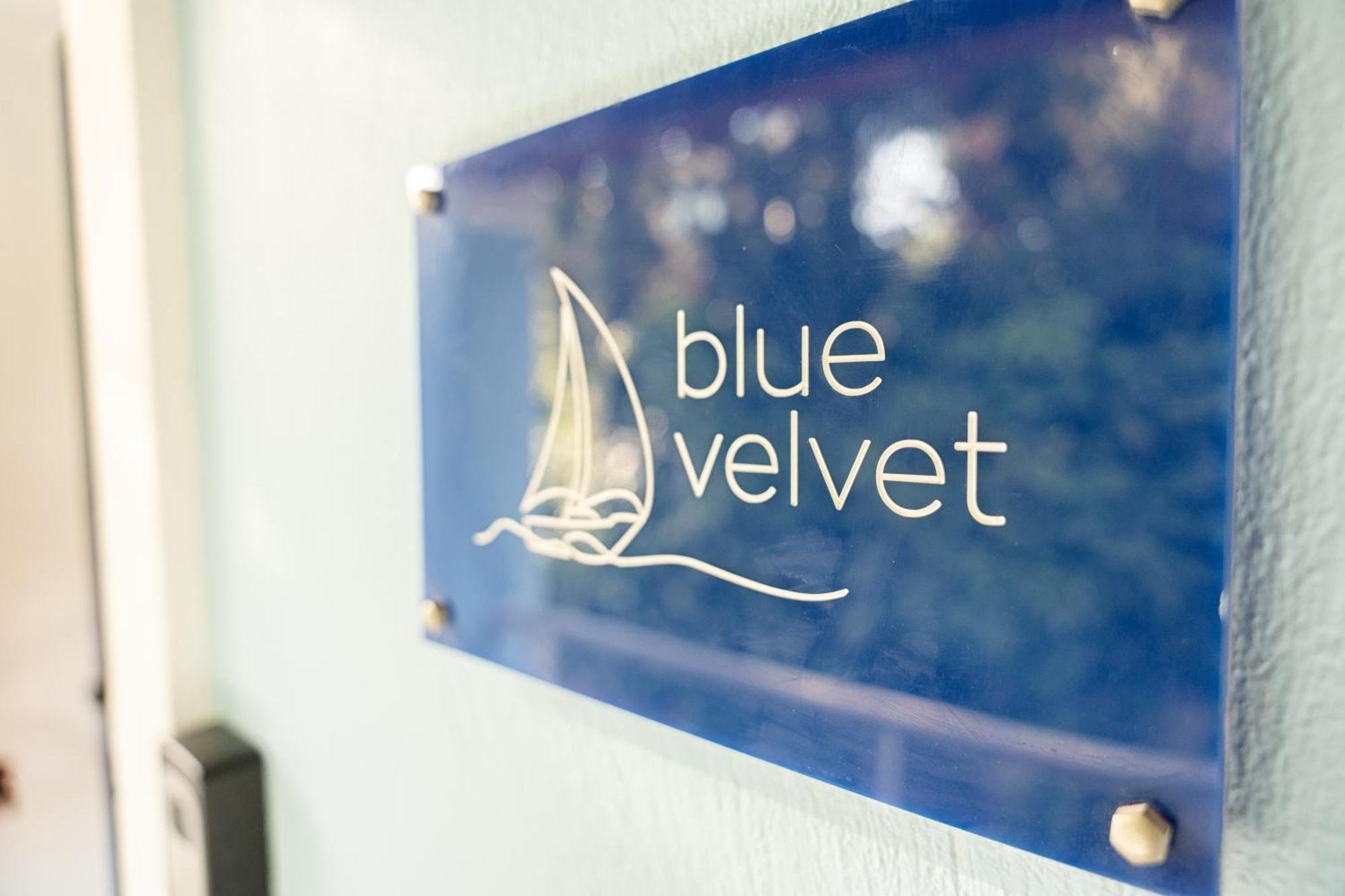 Blue & White Velvet 20M From The Beach Danilia ภายนอก รูปภาพ